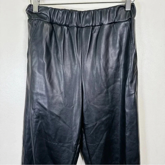 Blank Nyc Elastic Waist Crop Faux Leather  Pants - Picture 3 of 15